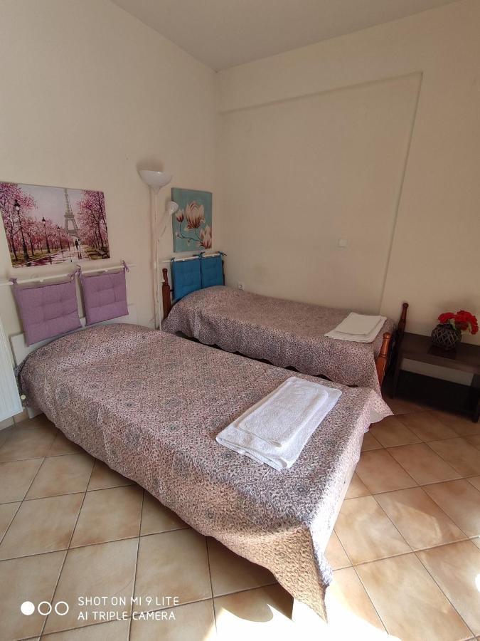 Kelesi Apartments Nea Kallikrateia ภายนอก รูปภาพ