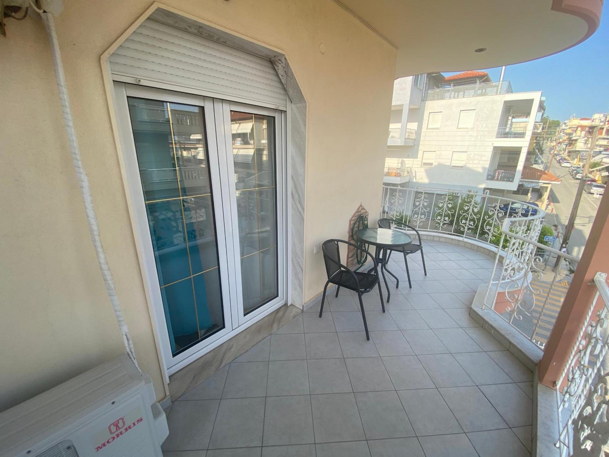 Kelesi Apartments Nea Kallikrateia ภายนอก รูปภาพ